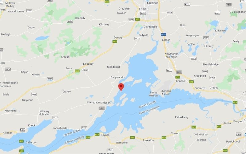 Shore Island, in the Shannon estuary, between County Clare and County Limerick. Shore Island, in the Shannon estuary, between County Clare and County Limerick.