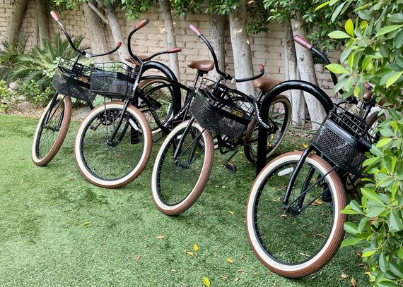 Need to get around town? Pick up a complimentary bike at the Santiago Inn Need to get around town? Pick up a complimentary bike at the Santiago Inn