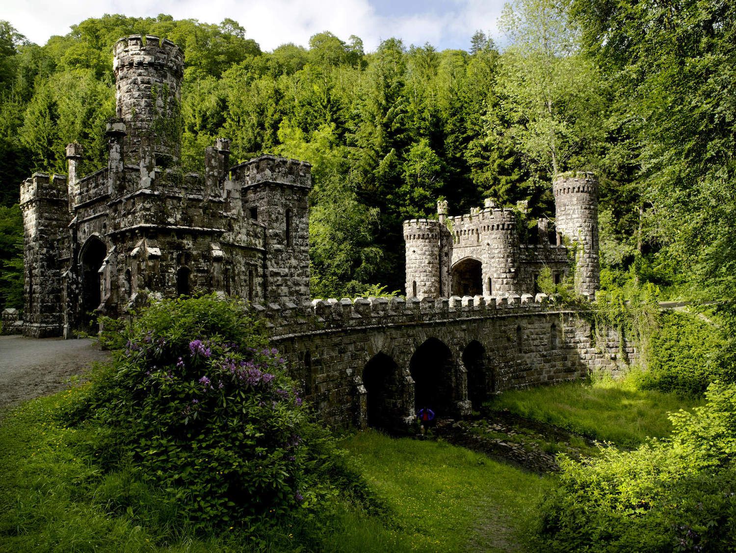 Ballysaggartmore Towers, Waterford. Ballysaggartmore Towers, Waterford.