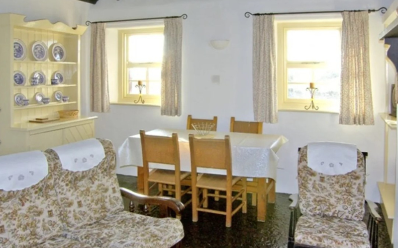 The Lough Derg Cottages. Credit: myhome.ie The Lough Derg Cottages. Credit: myhome.ie
