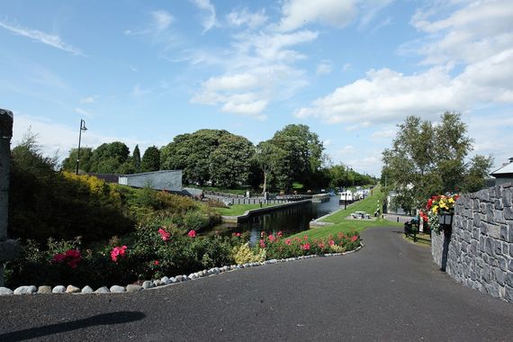Royal Canal Greenway. Royal Canal Greenway.