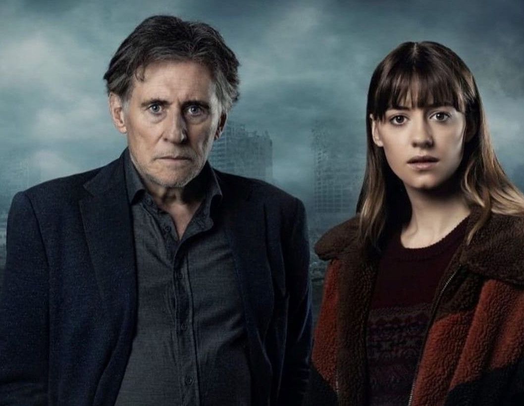 Gabriel Byrne and Daisy Edgar Jones in "War Of The Worlds". Gabriel Byrne and Daisy Edgar Jones in "War Of The Worlds".