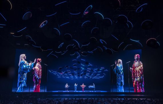 After forty years ABBA returns for a stunning new "live"concert. After forty years ABBA returns for a stunning new "live"concert.