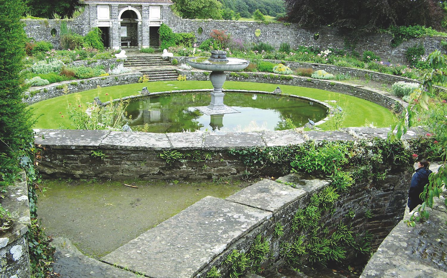 Heywood Gardens. Heywood Gardens.
