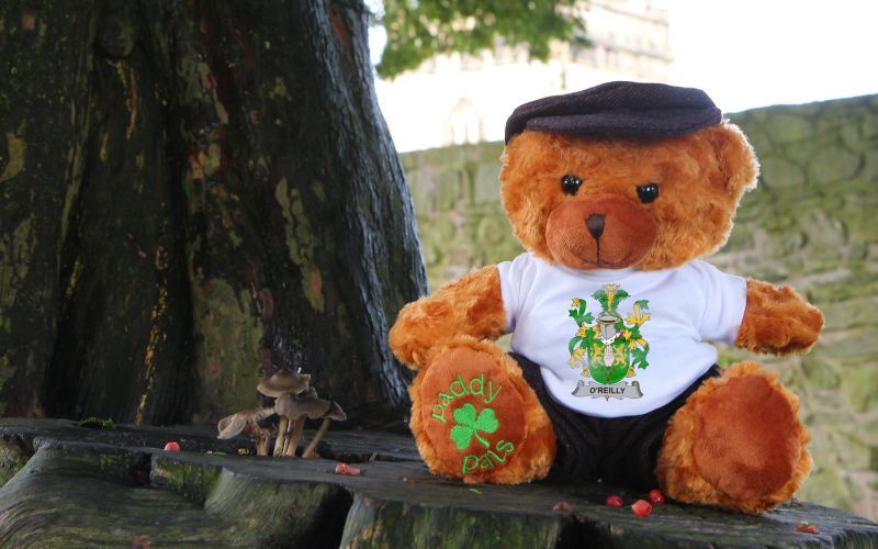 Ború the Irish Family Crest Bear, "O'Reilly" Irish crest