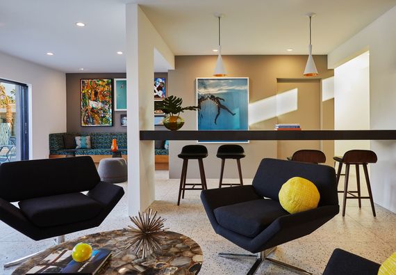 Mid-century modernism abounds at the stunning Twin Palms resort in Palm Springs, California. Mid-century modernism abounds at the stunning Twin Palms resort in Palm Springs, California.