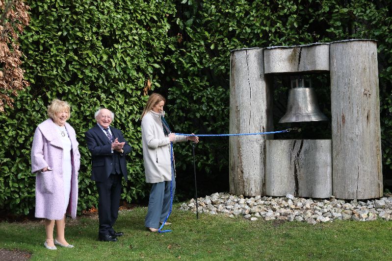 February 3, 2023: Roberta Metsola, President of the European Parliament, ringing the Peace Bell at Aras an Uachtarain, with President Higgins and Sabina Higgins. (RollingNews.ie) February 3, 2023: Roberta Metsola, President of the European Parliament, ringing the Peace Bell at Aras an Uachtarain, with President Higgins and Sabina Higgins. (RollingNews.ie)