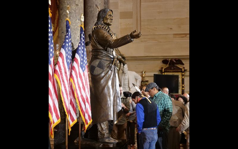 Direct descendants of Chief Standing Bear attend the unveiling ceremony of the Chief Standing Bear statue at Statuary Hall in the U.S. Capitol Building. (Photo Courtesy of Troy Entertainment) Direct descendants of Chief Standing Bear attend the unveiling ceremony of the Chief Standing Bear statue at Statuary Hall in the U.S. Capitol Building. (Photo Courtesy of Troy Entertainment)