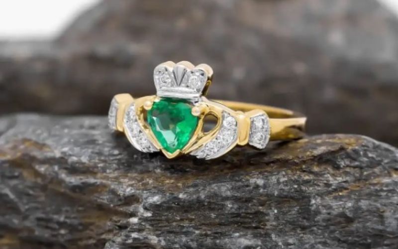 Emerald and Diamond Gold Claddagh Ring