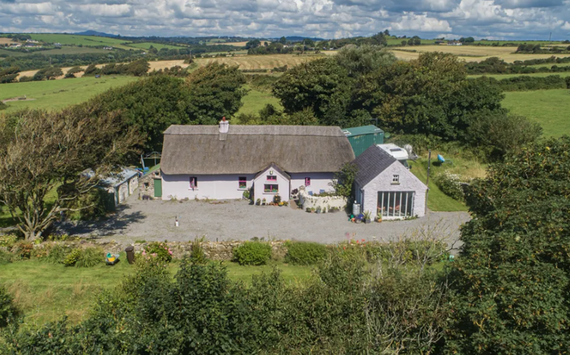 Thatched cottage, Dunabrattin, Tramore, Waterford. Thatched cottage, Dunabrattin, Tramore, Waterford.