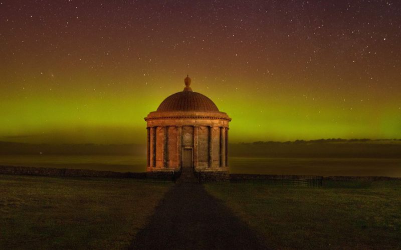 Mussenden Temple and Downhill Beach, Co Derry. (Ireland's Content Pool)