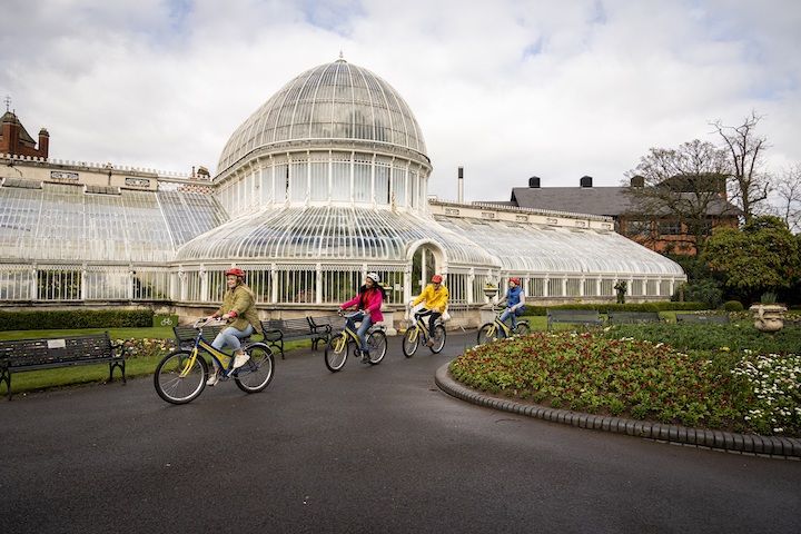 Belfast City Bike tours, Botanic Gardens, Belfast. Credit: www.durstonphoto.com