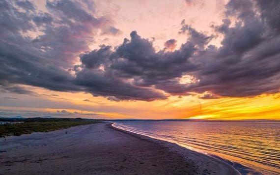 Enniscrone Beach in Co. Sligo. (Ireland's Content Pool)