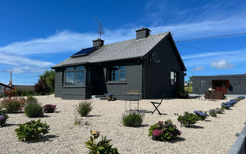 The Garden Cottage and Carriage House