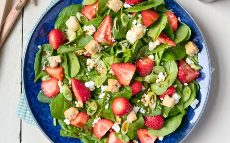Strawberry Spinach Salad with Balsamic Poppy-Seed Dressing. (Bord Bia) Strawberry Spinach Salad with Balsamic Poppy-Seed Dressing. (Bord Bia)