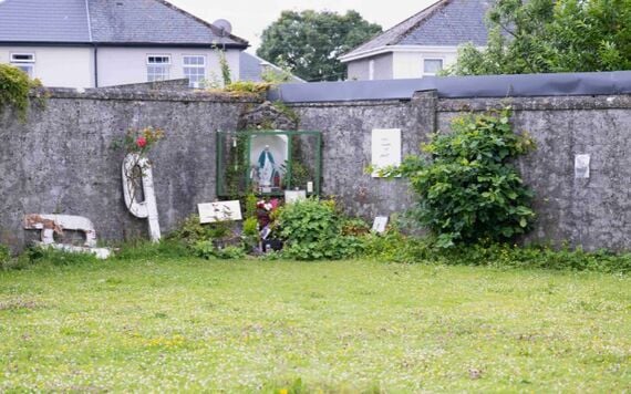 The scene of the mass graves where 796 bodies are believed to be buried. The scene of the mass graves where 796 bodies are believed to be buried.