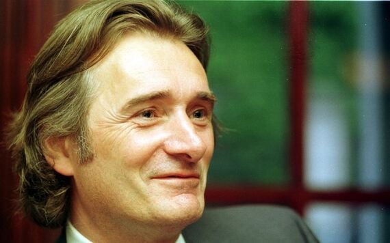 Lord Henry, in 1998 (via RollingNews). Lord Henry, in 1998 (via RollingNews).