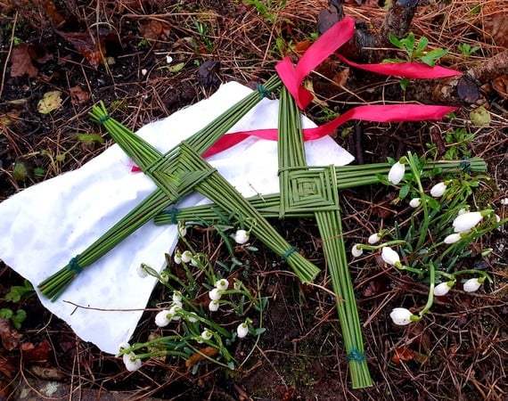 Learn to make St. Brigid's Cross in the Brigid Symbols & Customs Workshop.