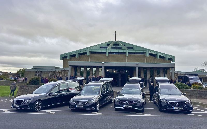 October 19, 2026: The funeral of Philip and Kim English and their sons Callum and Jayden at the Sacred Heart Church, The Folly, Waterford. (RollingNews.ie) October 19, 2026: The funeral of Philip and Kim English and their sons Callum and Jayden at the Sacred Heart Church, The Folly, Waterford. (RollingNews.ie)
