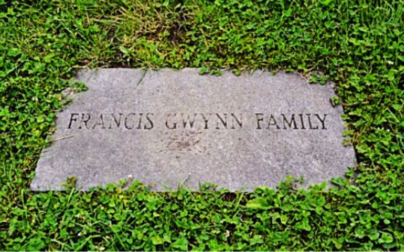 The headstone of Taylor Swifts great x3 grandfather, Francis Gwynn, in the Gwynn family grave of South Laurel Hill Cemetery, Philadelphia. Source: Findagrave The headstone of Taylor Swifts great x3 grandfather, Francis Gwynn, in the Gwynn family grave of South Laurel Hill Cemetery, Philadelphia. Source: Findagrave