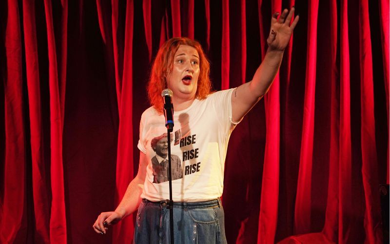 Pea Dinneen in "Pea Dinneen: Raising Her Voice." (Carol Rosegg) Pea Dinneen in "Pea Dinneen: Raising Her Voice." (Carol Rosegg)