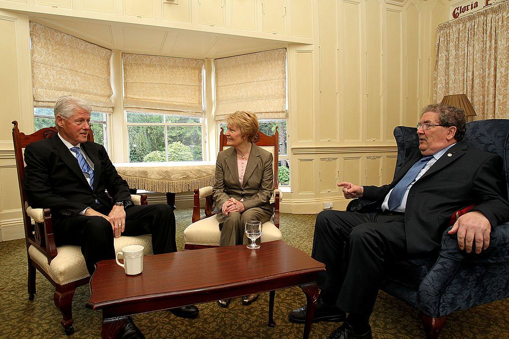 Bill Clinton with Pat and John Hume in 2010 (Getty Images)