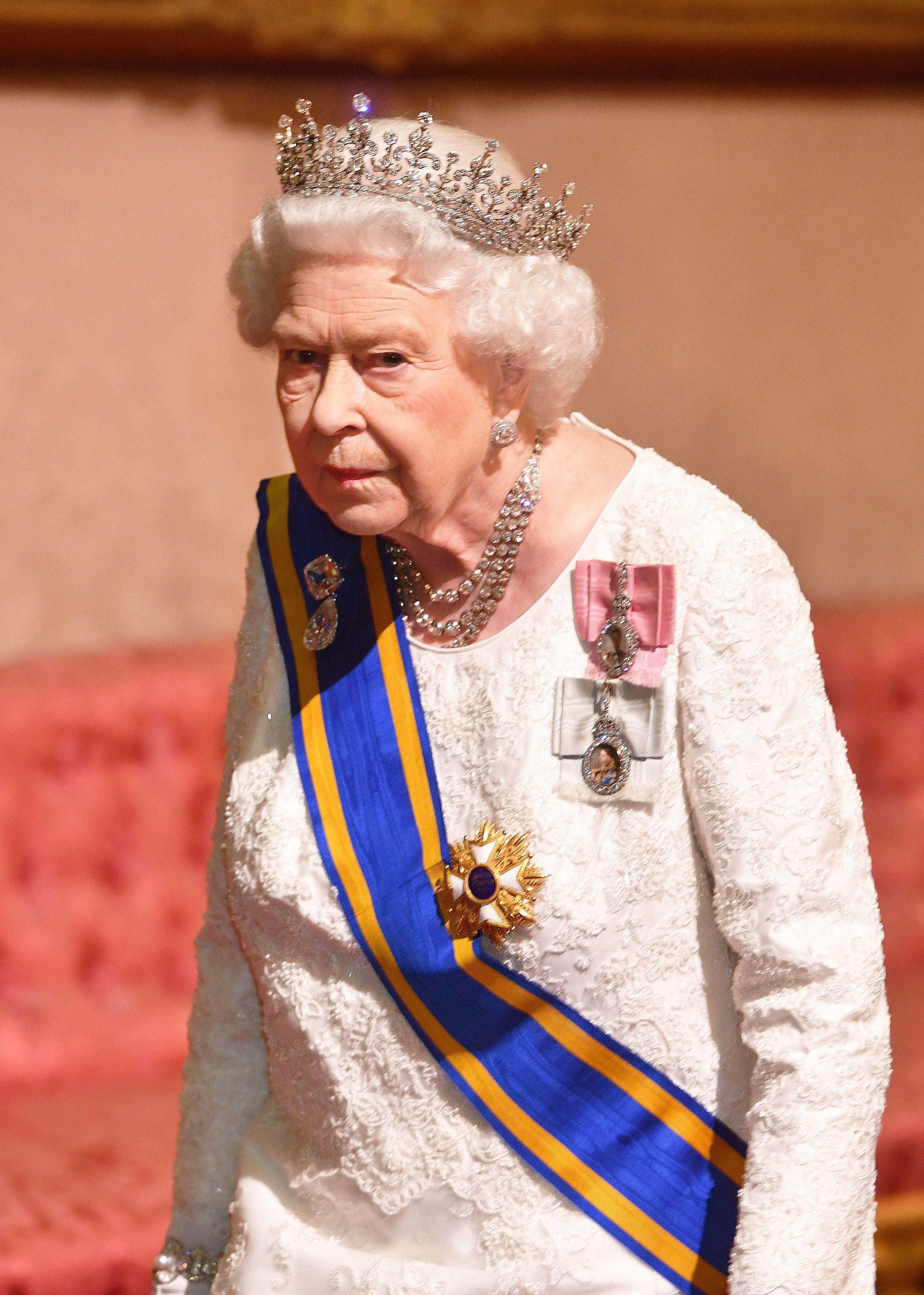 Queen Elizabeth wearing the Girls of Britain and Ireland tiara (Getty)