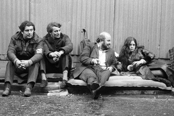 John Hume, Austin Currie, Paddy O'Hanlon, Bernadette Devlin on their two-day sit-in hunger strike outside 10 Downing Street in 1971 (Getty Images)