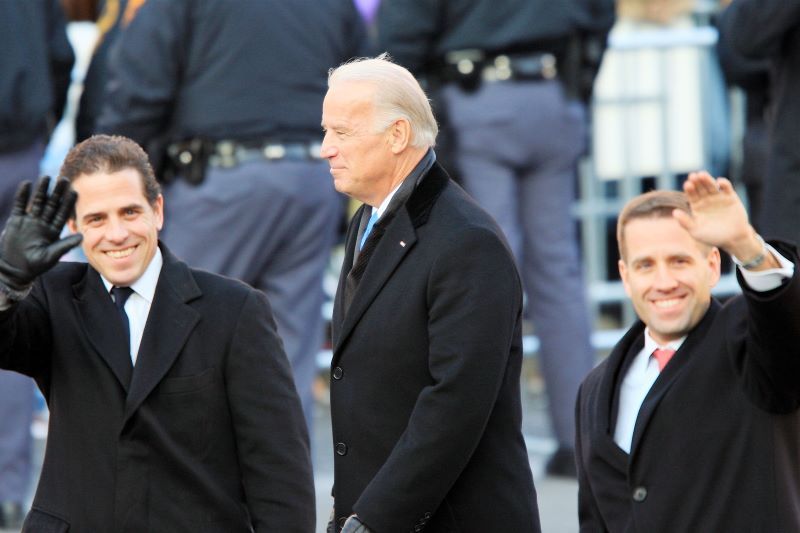 Hunter Biden (L), Joe Biden, and Beau Biden (R) walk in the Inaugural Parade January 20, 2009 (Getty Images)