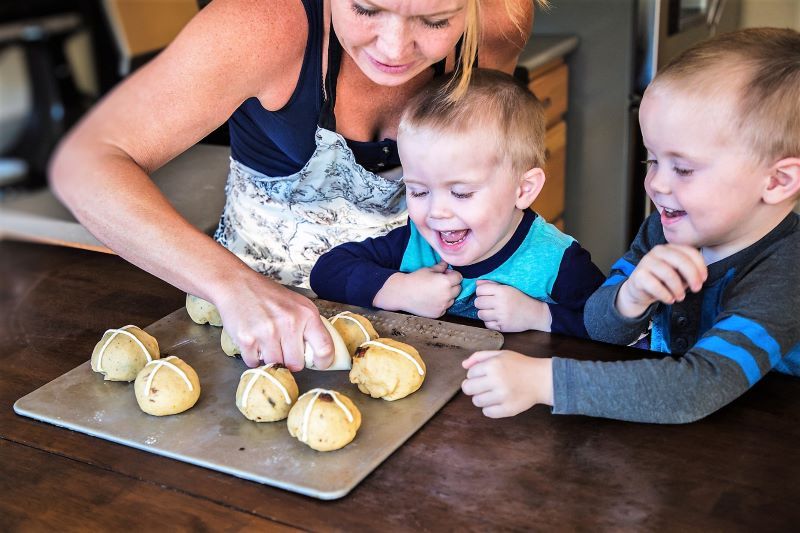 Make some hot cross buns this Easter (Getty Images)