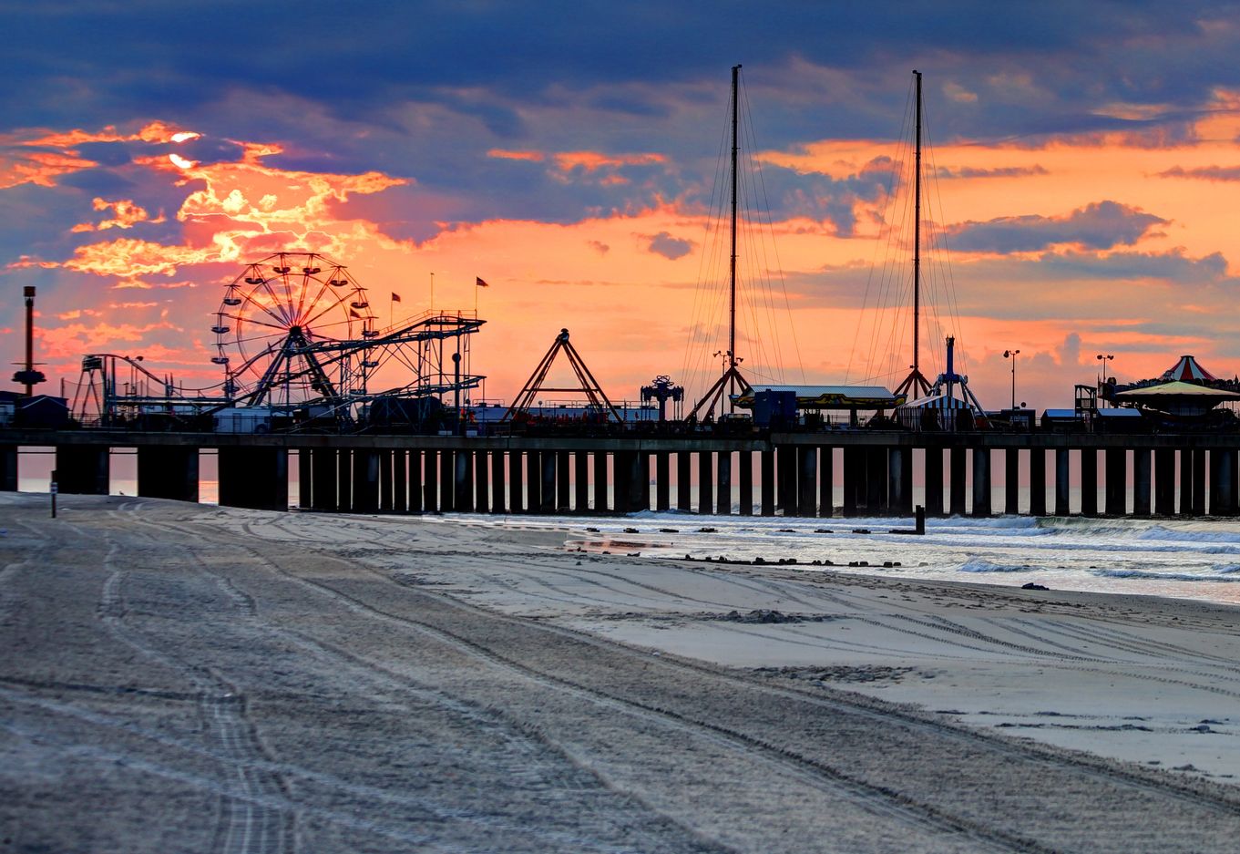 The beautiful Jersey Shore at sunset.