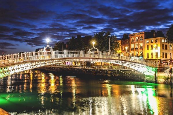 The Ha'penny Bridge (Ireland's Content Pool)