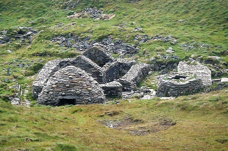The monastic ruins on High Island (Ireland's Content Pool)