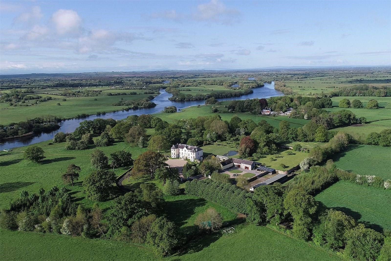Lairakeen House (Sotheby's International Realty)