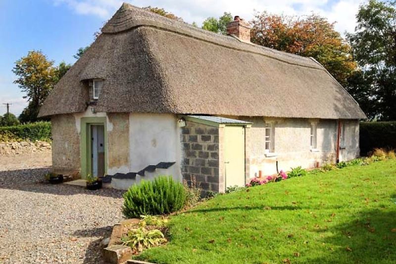 This Thatched Cottage Rental Is Perfect For An Irish Escape