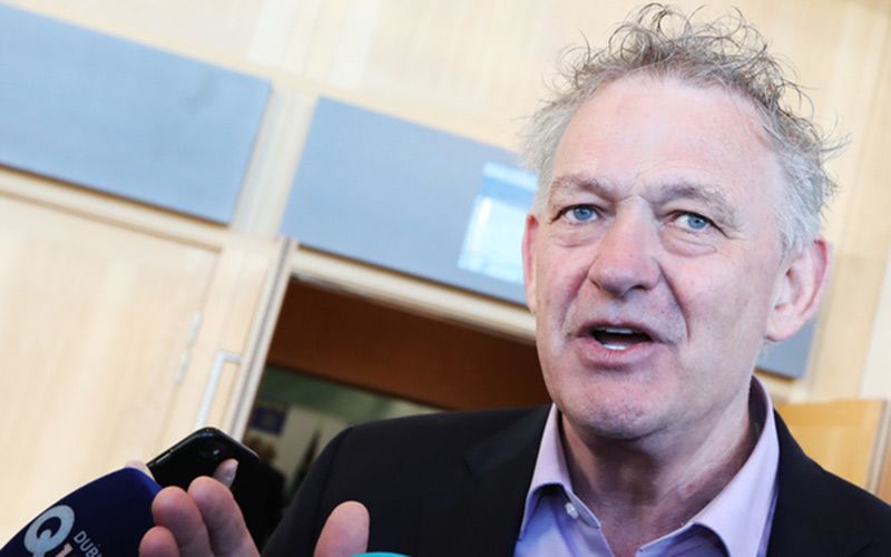 Results from the Presidential Elections and Blasphemy Referendums. Candidate Peter Casey talking to the media at the convention centre Dublin, Photo: Leah Farrell/RollingNews.ie
