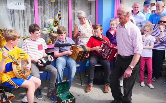 Irish musicians and dancers, young and old. Credit: YouTube/Edwina Guckian