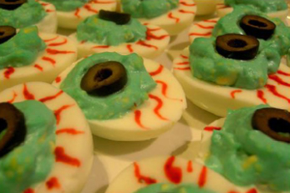 Chef Gilligan's Halloween deviled eyeballs!