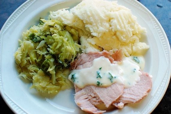 Irish Mammy's cooking - Can any Irish person resist bacon, cabbage and mash?