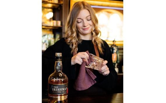 Bar tender at the Irish Whiskey Museum, Hannah Osborne.
