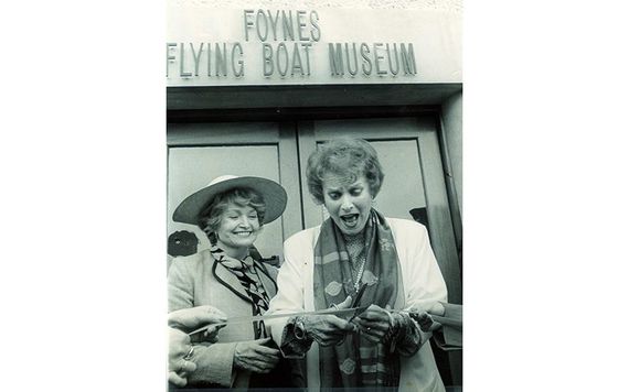 US ambassador Margaret Heckler and Maureen O'Hara cut the ribbon at the official opening of Foynes in 1989.