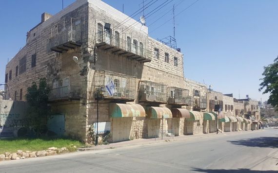 Closed shops in Hebron for Palestinian community, by Israelis.