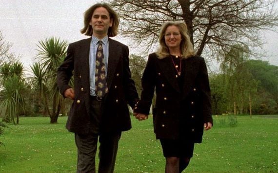 Paul Hill and Courtney Kennedy.