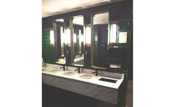 Bathroom heaven!