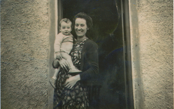 An old family photo of Dowling and his mother.