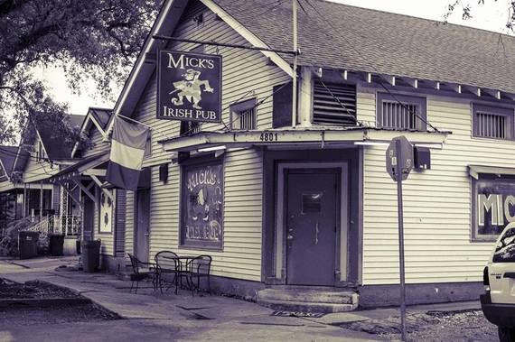 Mick's Irish Pub