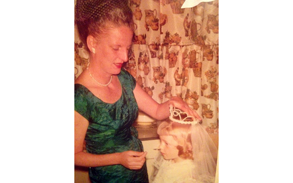 Patricia and her daughter Eva.