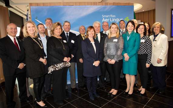 Aer Lingus team celebrate the new livery. Image: Aer Lingus.