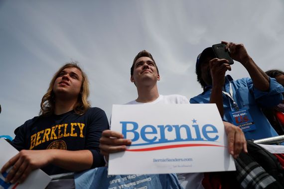 2020 Democratic presidential candidate U.S. Sen. Bernie Sanders (I-VT), center, greets supporters after a campaign rally at Great Meadow Park in Fort Mason on March 24, 2019 in San Francisco, California. (Photo by Stephen Lam/Getty Images)