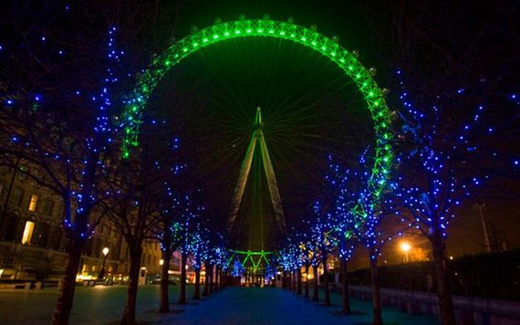 The London Eye joins Tourism Ireland’s Global Greening initiative, to celebrate the island of Ireland and St Patrick. Image: RollingNews.ie.